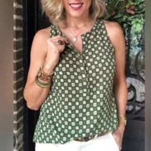 Cabi Green Floral Sleeveless Small Blouse